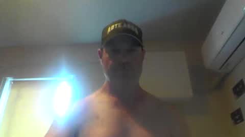 Snapshot of kiwiguy19773 chatting on January 25, 2:26 am kiwiguy19773 online show from January 25, 2:26 am