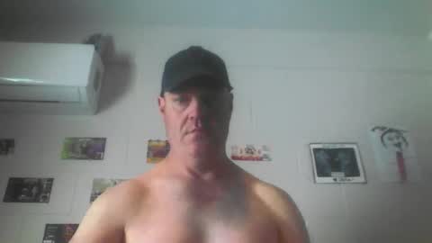 Snapshot of kiwiguy19773 chatting on October 5, 9:13 pm kiwiguy19773 online show from October 5, 9:13 pm