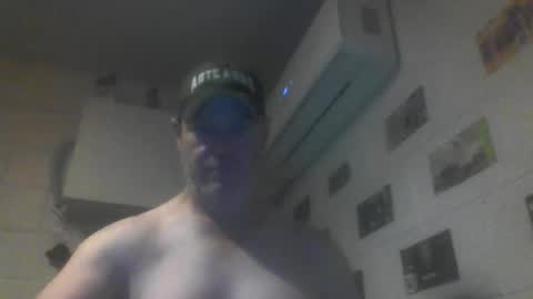 Snapshot of kiwiguy19773 chatting on May 11, 7:03 am kiwiguy19773 online show from May 11, 7:03 am