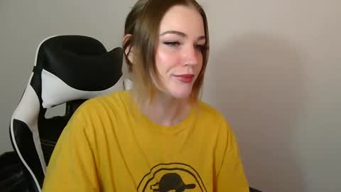 Snapshot of kleokills chatting on January 15, 3:43 am kleokills online show from January 15, 3:43 am