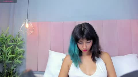 Kleo online show from April 15, 2:13 pm