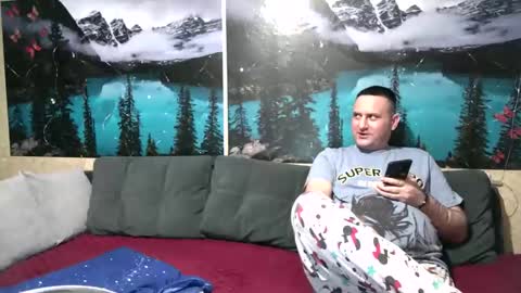 Kleosnow online show from March 2, 6:04 pm