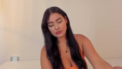   online show from February 18, 8:03 pm