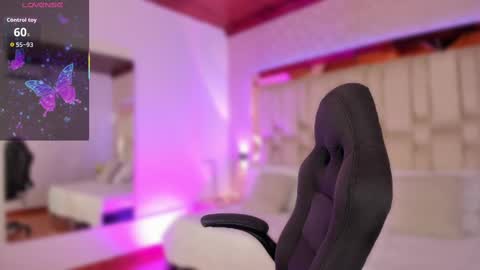   online show from September 12, 9:59 pm