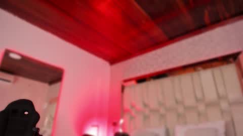   online show from October 11, 8:51 pm