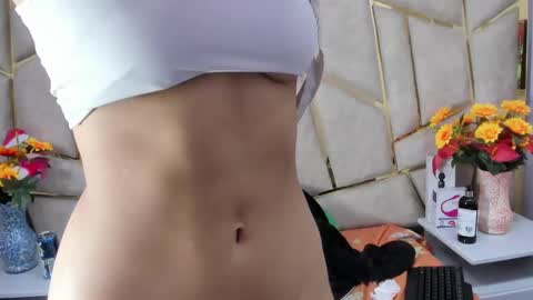 Snapshot of kloe_candy1 chatting on February 16, 10:21 am kloe online show from February 16, 10:21 am