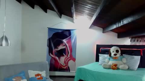 Snapshot of kloe_deker chatting on January 17, 4:47 pm Kloe deker online show from January 17, 4:47 pm