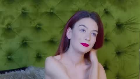 KloeyAdams online show from January 12, 9:08 am