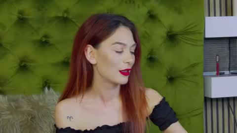 KloeyAdams online show from January 17, 10:22 am