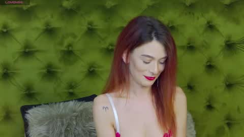 KloeyAdams online show from January 21, 12:07 pm