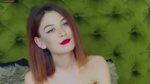 KloeyAdams online show from January 25, 10:08 am