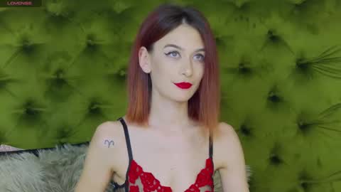 KloeyAdams online show from January 25, 2:14 pm