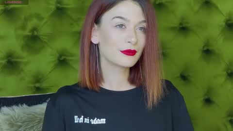 KloeyAdams online show from January 28, 7:11 am