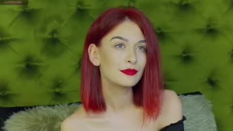 KloeyAdams online show from February 5, 1:33 pm