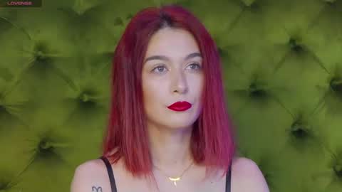 KloeyAdams online show from March 4, 7:19 am