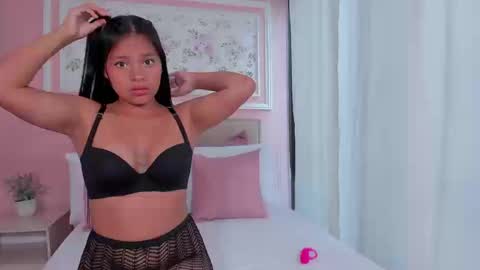 klooe online show from September 17, 10:11 pm