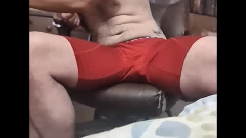 Snapshot of klou502 chatting on December 13, 3:00 pm LOUiViLAN online show from December 13, 3:00 pm