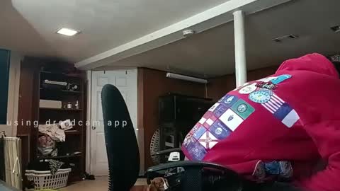 Snapshot of klou502 chatting on January 11, 8:22 am LOUiViLAN online show from January 11, 8:22 am