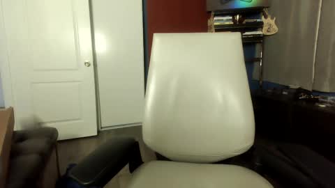 R online show from February 2, 4:32 pm