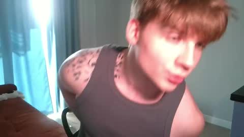 Snapshot of knotsiemens chatting on May 30, 5:15 am Adam online show from May 30, 5:15 am