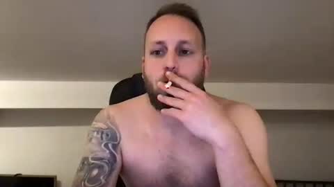 Snapshot of kobasic chatting on December 31, 2:08 am hugo online show from December 31, 2:08 am