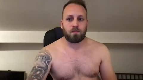 Snapshot of kobasic chatting on December 31, 5:11 am hugo online show from December 31, 5:11 am