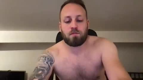 Snapshot of kobasic chatting on January 1, 3:13 am hugo online show from January 1, 3:13 am