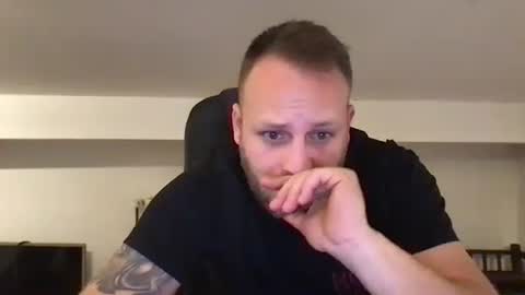 Snapshot of kobasic chatting on January 18, 10:49 pm hugo online show from January 18, 10:49 pm