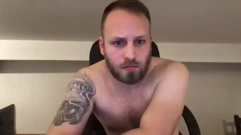 Snapshot of kobasic chatting on January 22, 6:52 pm hugo online show from January 22, 6:52 pm