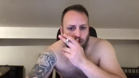 Snapshot of kobasic chatting on January 27, 9:00 pm hugo online show from January 27, 9:00 pm