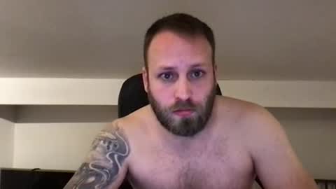 Snapshot of kobasic chatting on February 7, 6:34 pm hugo online show from February 7, 6:34 pm