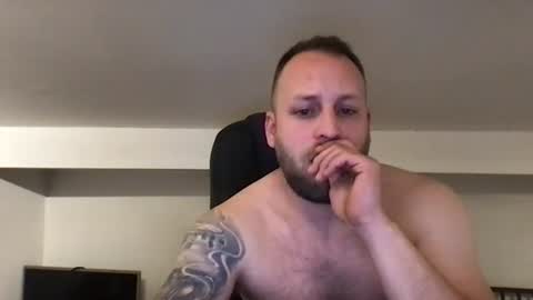 Snapshot of kobasic chatting on February 17, 11:09 pm hugo online show from February 17, 11:09 pm