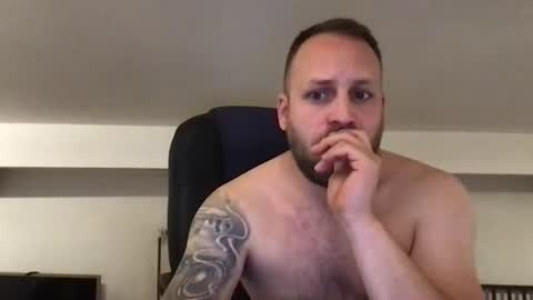 Snapshot of kobasic chatting on February 20, 1:57 am hugo online show from February 20, 1:57 am