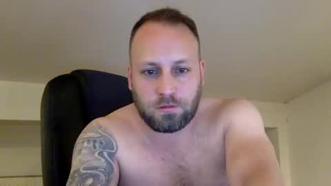 Snapshot of kobasic chatting on December 14, 2:06 am hugo online show from December 14, 2:06 am