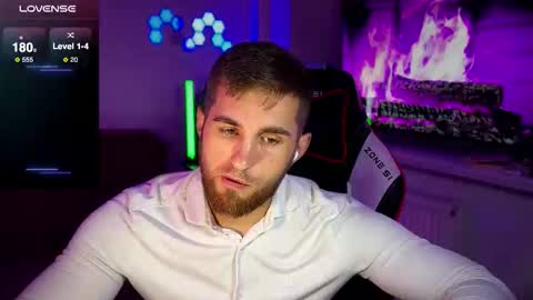 Sweet boy online show from November 2, 3:25 pm