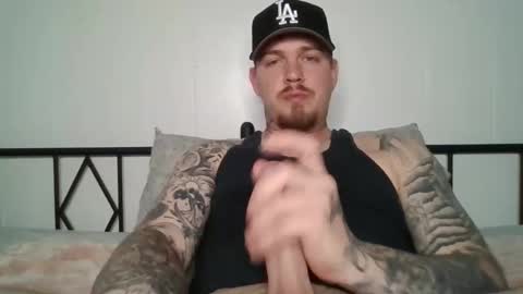 Snapshot of koddoncouple chatting on March 9, 2:32 pm Koddoncouple online show from March 9, 2:32 pm