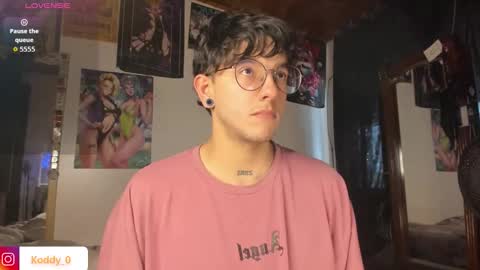 Koddy Independent model online show from March 27, 9:03 pm