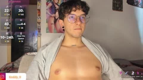 Koddy Independent model online show from April 7, 7:03 pm