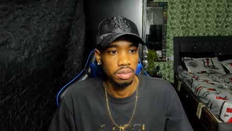 Snapshot of kofi_exotic_ chatting on November 30, 12:25 am kofi online show from November 30, 12:25 am