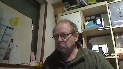 Snapshot of kokin3034 chatting on March 1, 9:33 am kokin3034 online show from March 1, 9:33 am