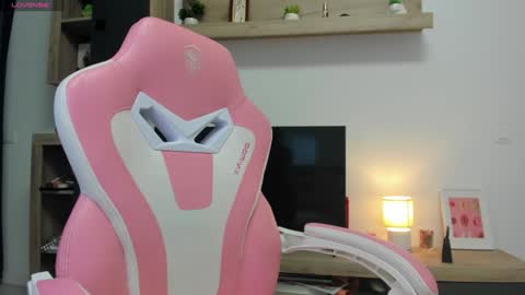 kamydoll online show from November 28, 10:45 pm