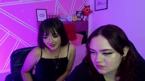 camila online show from April 24, 5:21 am