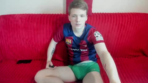 Snapshot of konnor_deviant chatting on May 18, 9:59 am konnor_deviant online show from May 18, 9:59 am