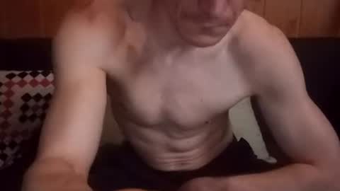 Snapshot of konrado789 chatting on June 14, 1:58 am konrado789 online show from June 14, 1:58 am
