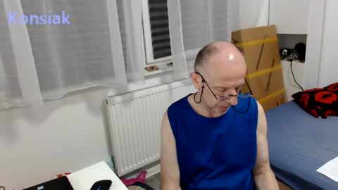 Komsiak online show from May 10, 6:24 pm