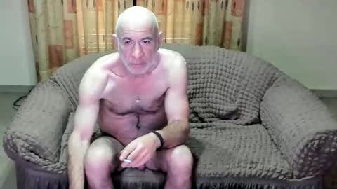 konstantin1970 online show from April 3, 12:03 pm