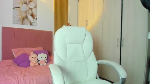 Kora  online show from September 15, 1:00 pm