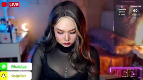 Snapshot of koreandollts chatting on October 27, 12:58 am MISS ALICIA online show from October 27, 12:58 am