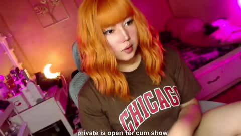 Snapshot of koreandollts chatting on December 3, 2:41 am MISS ALICIA online show from December 3, 2:41 am