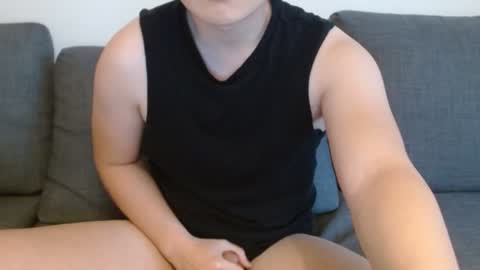 Korean online show from December 7, 5:31 pm